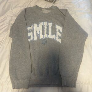 “SMILE” crewneck